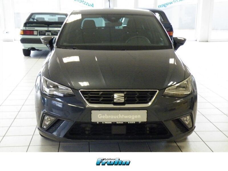 Magnetic tech (grau) Gebraucht 2024 Seat Ibiza FR Limousine | 19.500 € (Fairer Preis) - Bild 1/4