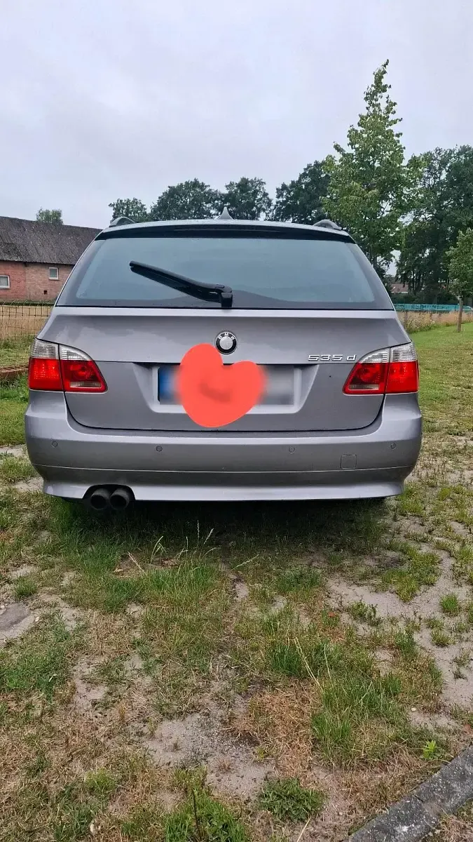 Gebraucht BMW 535 271 PS (199 kW) 2026 Silber Kombi