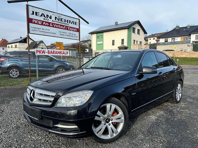 Obsidianschwarz metalliclack Gebraucht 2010 Mercedes C200 Limousine | 6.900 € (Fairer Preis) - Bild 1/4