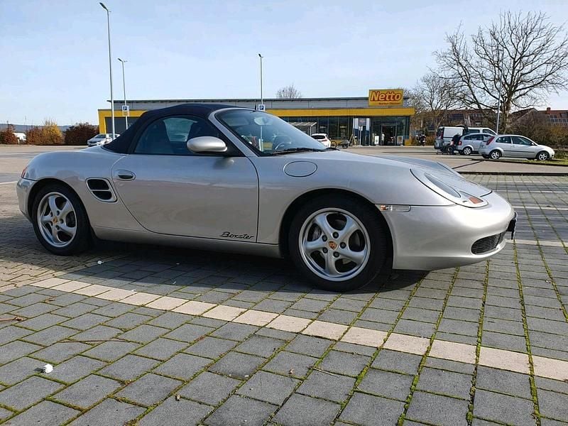 Silber Gebraucht 1998 Porsche 986 Boxster Cabrio | 15.986 € (Etwas zu teuer) - Bild 1/4