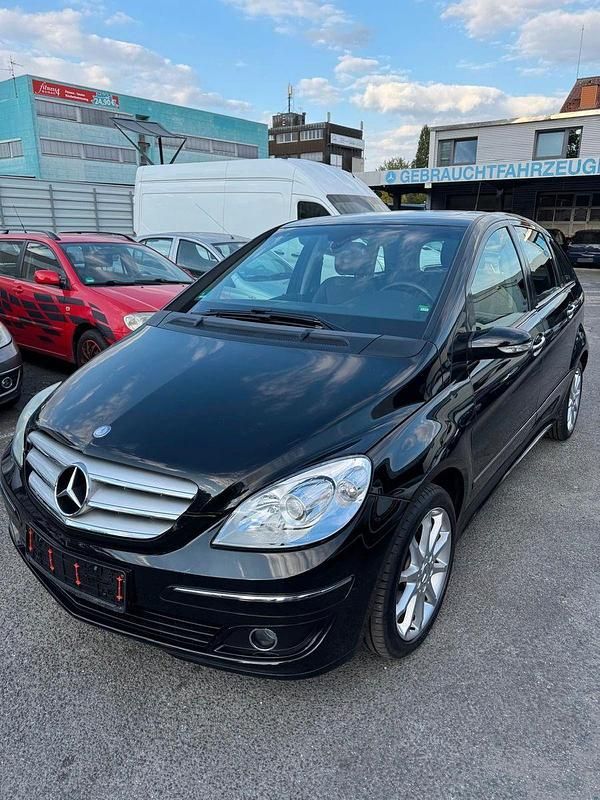 Gebraucht Mercedes B170 116 PS (85 kW) 2008 Schwarz Van / Kleinbus