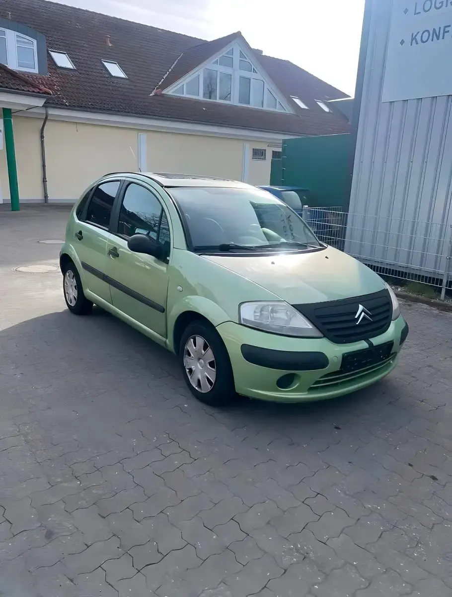 Gebraucht Citroën C3 76 PS (55 kW) 2002 Grün Kleinwagen