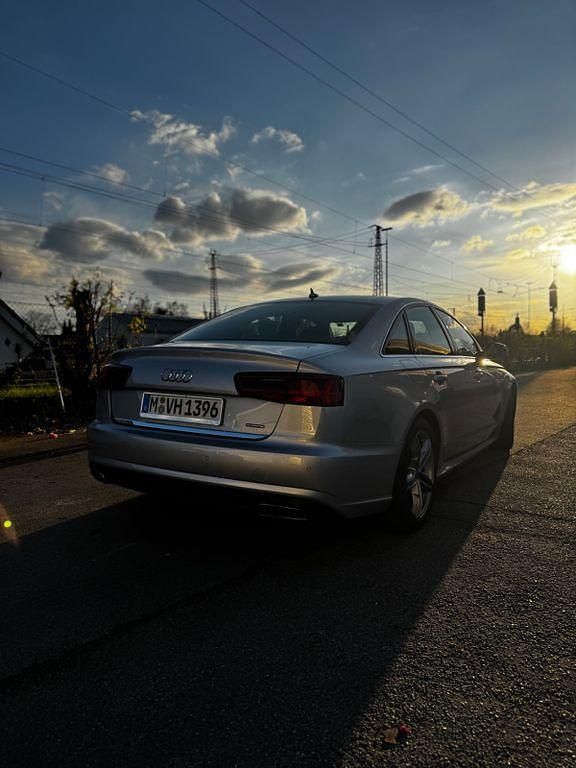 Second-hand Audi A6 272 CP (200 kW) 2016 Argintiu Berlinǎ