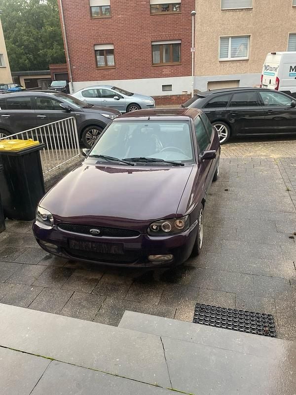 Violet Gebraucht 1998 Ford Escort Coupé | 500 € - Bild 1/4