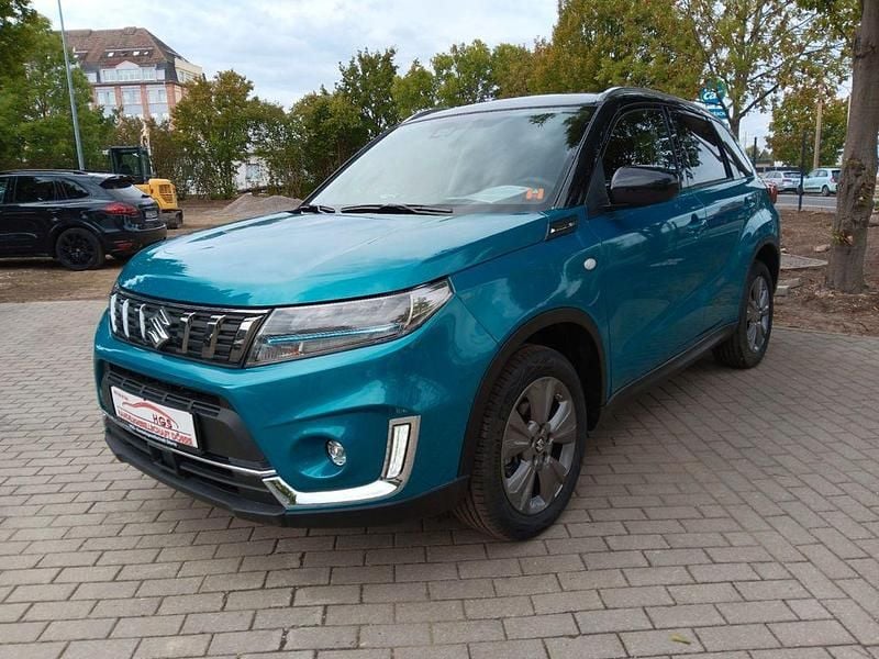 Gebraucht Suzuki Vitara Comfort 102 PS (75 kW) 2023 Blau SUV