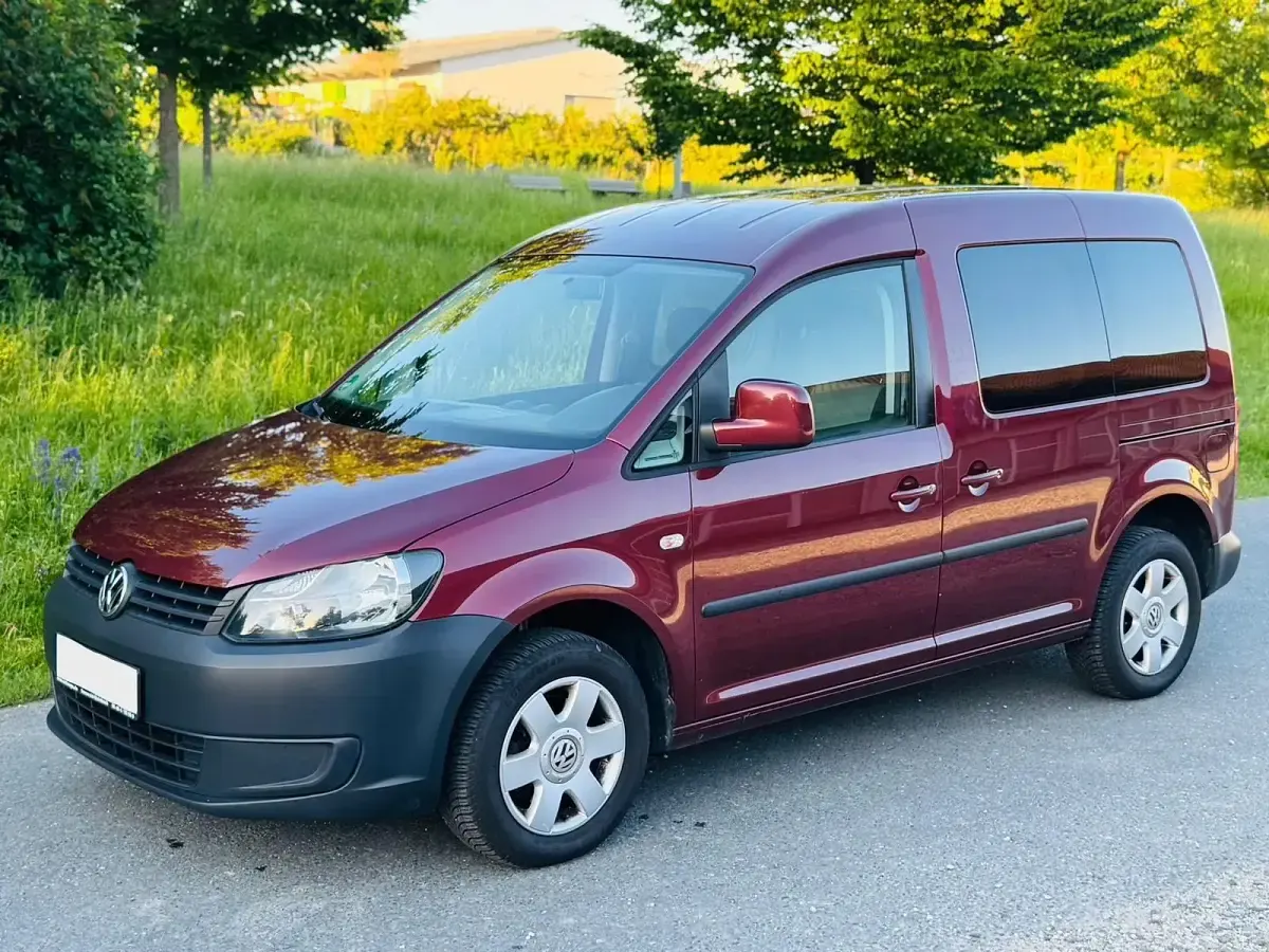 Gebraucht VW Caddy Life 86 PS (63 kW) 2012 Orange Van / Kleinbus