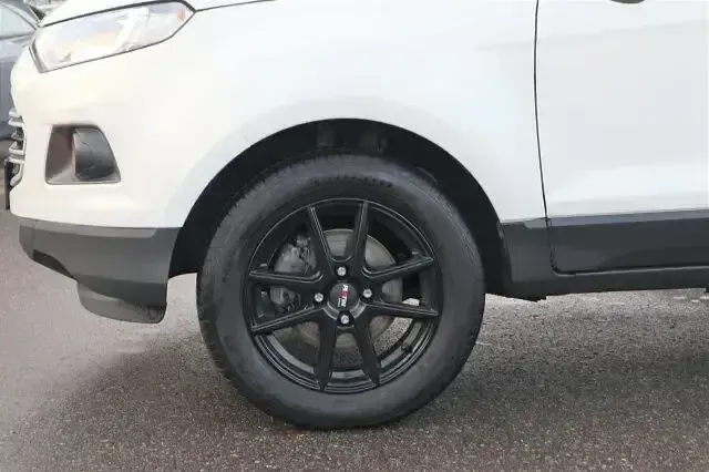 Gebraucht Ford Ecosport Trend 125 PS (91 kW) 2017 Diamantweiß SUV