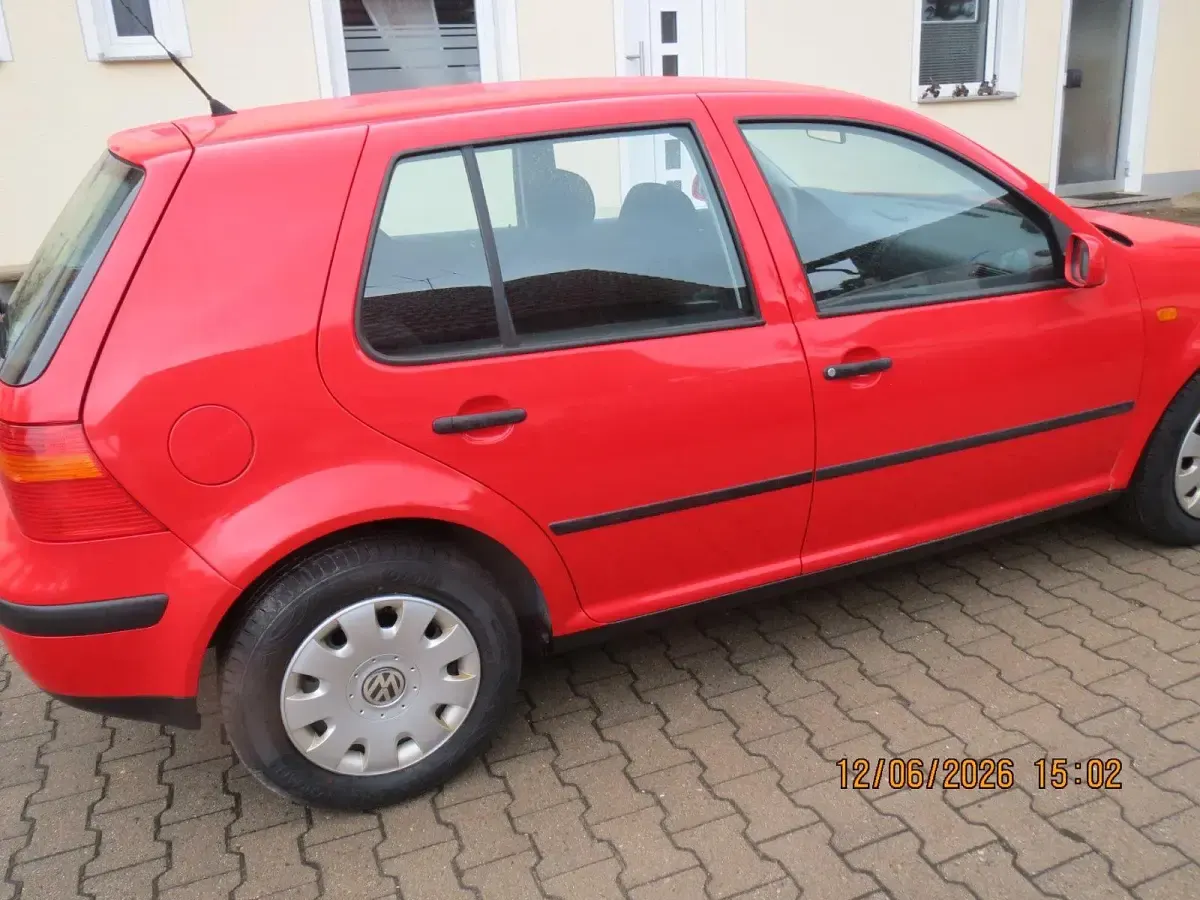 Gebraucht VW Golf III 100 PS (73 kW) 1999 Rot Limousine