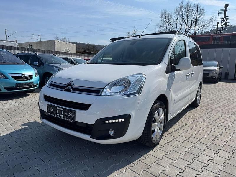 Gebraucht Citroën Berlingo SELECTION 110 PS (80 kW) 2016 Weiß Van / Kleinbus