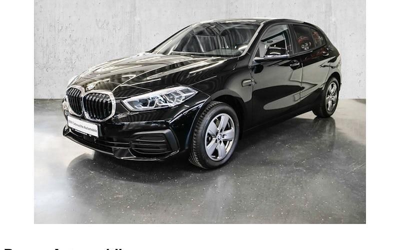 Gebraucht BMW 118 Advantage 136 PS (100 kW) 2022 Schwarz Kleinwagen