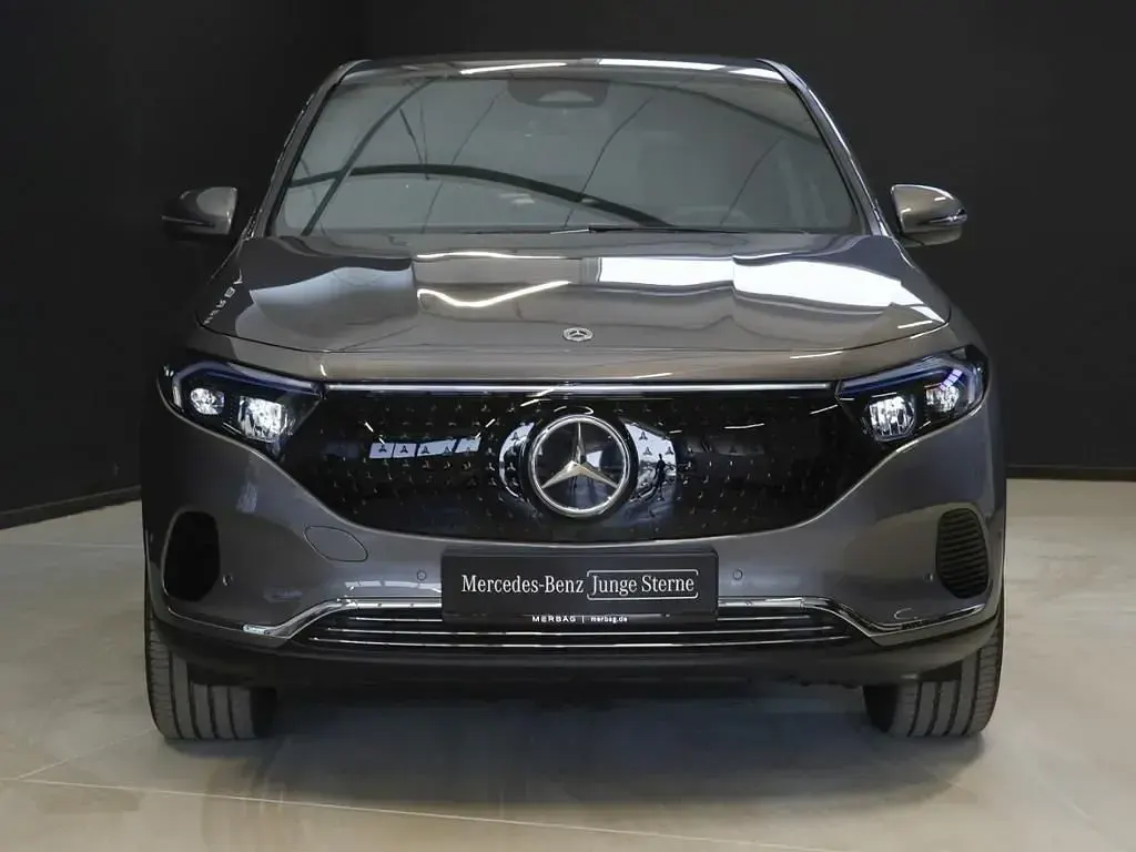 Gebraucht Mercedes EQA250+ Progressive 139 kW (190 PS) 2025 Mountaingrau metallic SUV