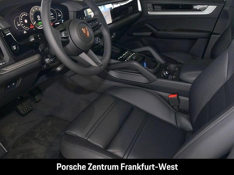 Gebraucht Porsche Cayenne 470 PS (345 kW) 2025 Chromitschwarzmetallic SUV