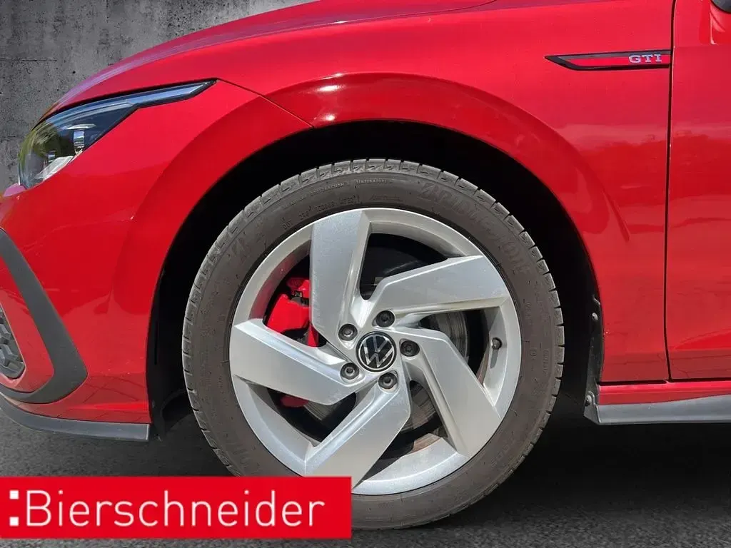 Gebraucht VW Golf VIII GTI 245 PS (180 kW) 2024 Rot Limousine