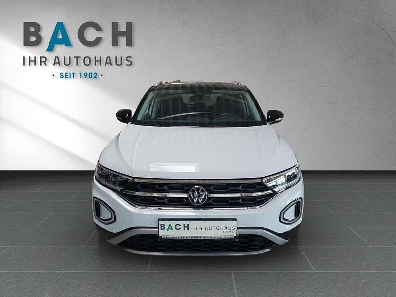 Gebraucht VW T-Roc Style 150 PS (110 kW) 2023 Pure white schwarz SUV