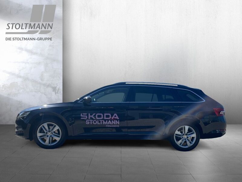 Gebraucht Skoda Superb Style 150 PS (110 kW) 2024 Schwarz Kombi