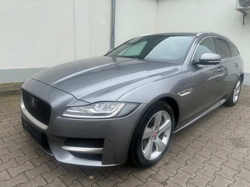 Grau Gebraucht 2019 Jaguar XF Sportbrake R-Sport Kombi | 16.800 € - Bild 1/4