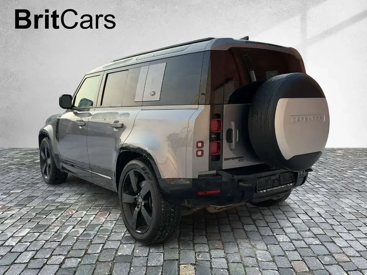 Gebraucht Land Rover Defender SE Dynamic 300 PS (220 kW) 2022 Grau SUV