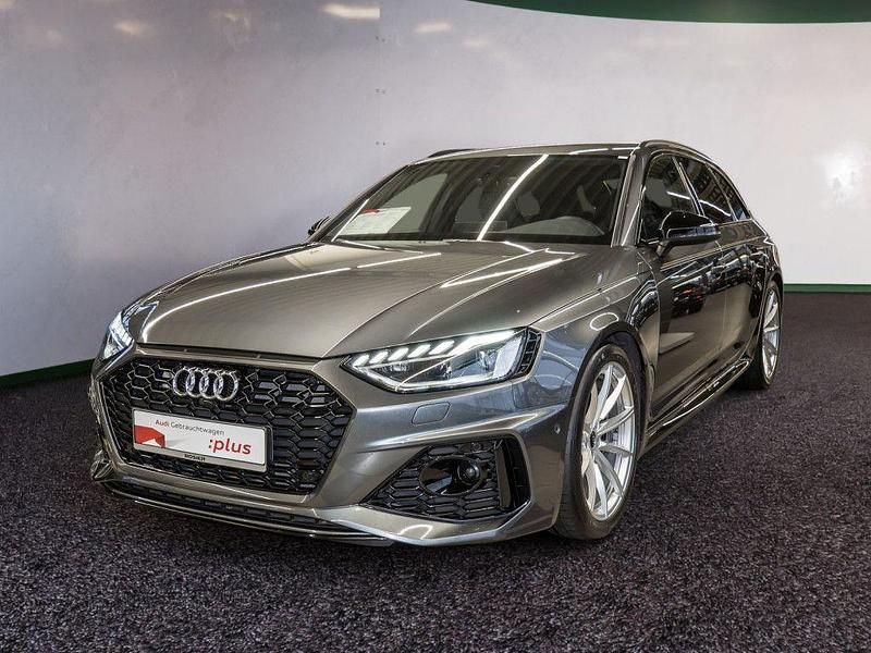 Gebraucht Audi RS4 Ambiente 450 PS (330 kW) 2024 Daytonagrau perleffekt Kombi