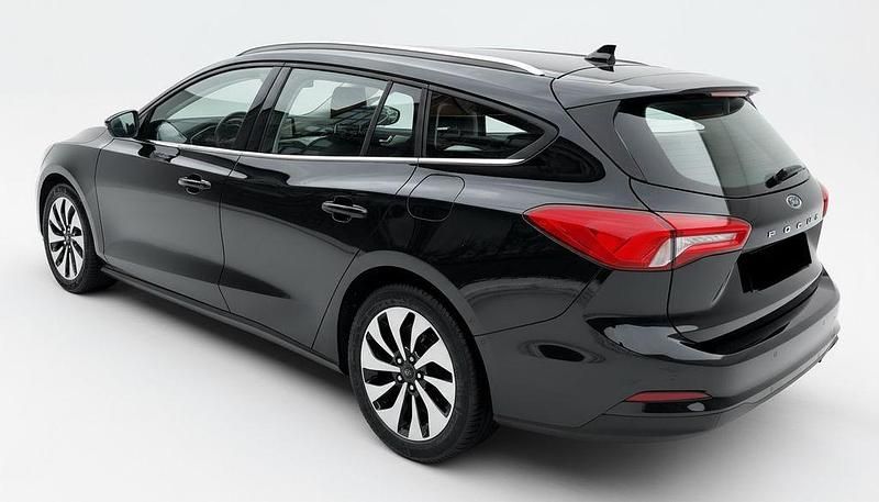 Gebraucht Ford Focus Cool & Connect 120 PS (88 kW) 2021 Schwarz Limousine