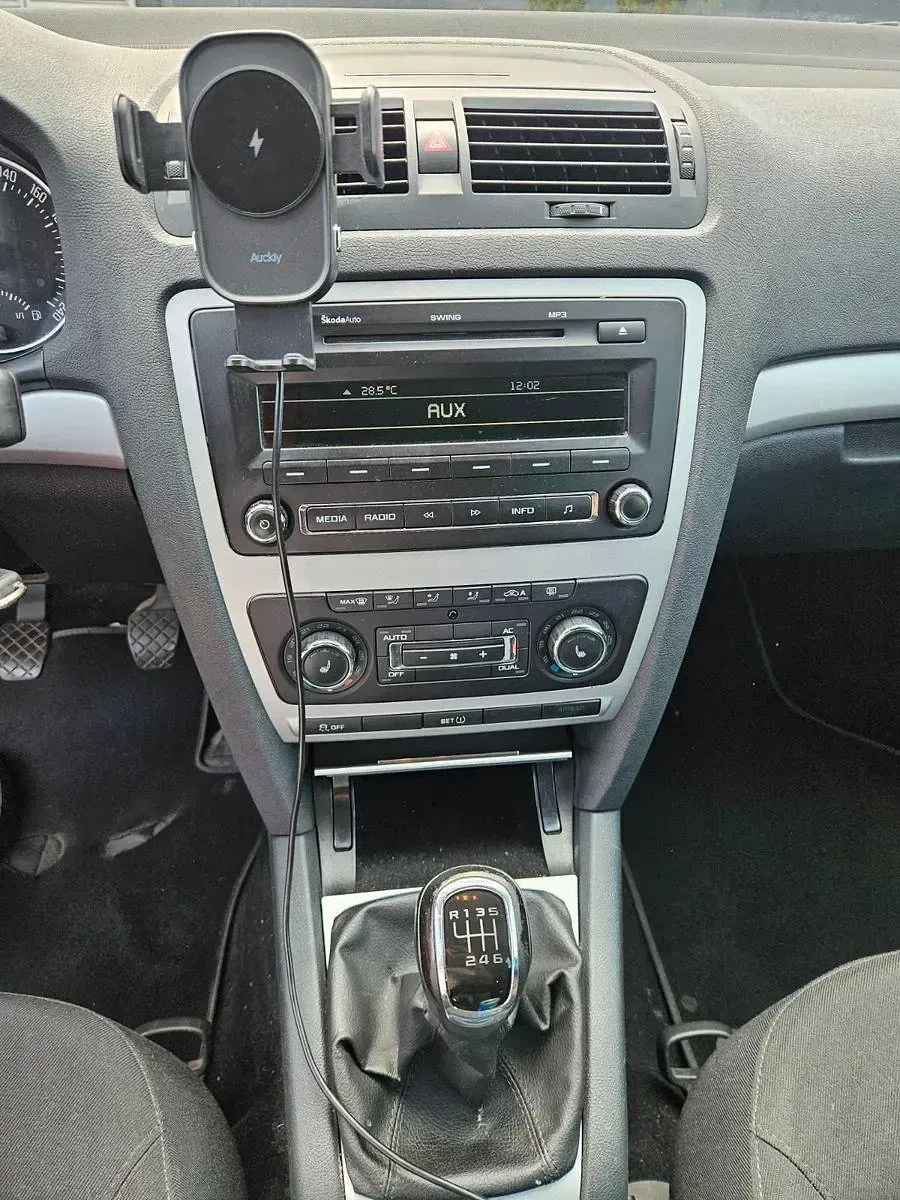Gebraucht Skoda Octavia 105 PS (77 kW) 2012 Silber Kombi