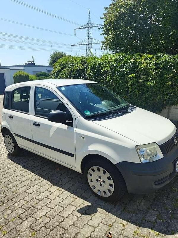 Weiß Gebraucht 2010 Fiat Panda Active Kleinwagen | 990 € (Guter Preis) - Bild 1/4