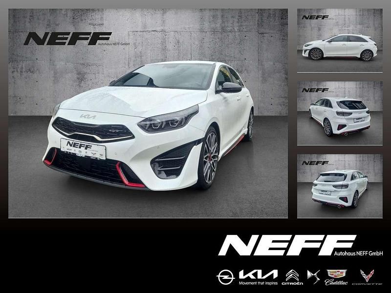 (hw2) deluxeweiss met. Gebraucht 2022 Kia Ceed GT Limousine | 24.910 € (Fairer Preis) - Bild 1/4