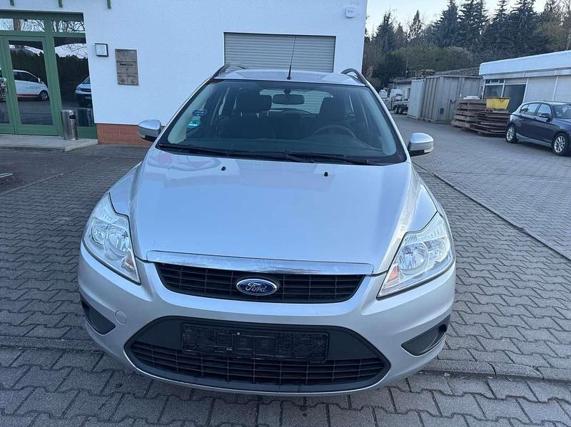 Gebraucht Ford Focus 101 PS (74 kW) 2010 Silber Kombi