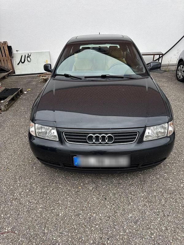 Schwarz Gebraucht 1998 Audi A3 Ambiente Kleinwagen | 1.500 € (Fairer Preis) - Bild 1/4