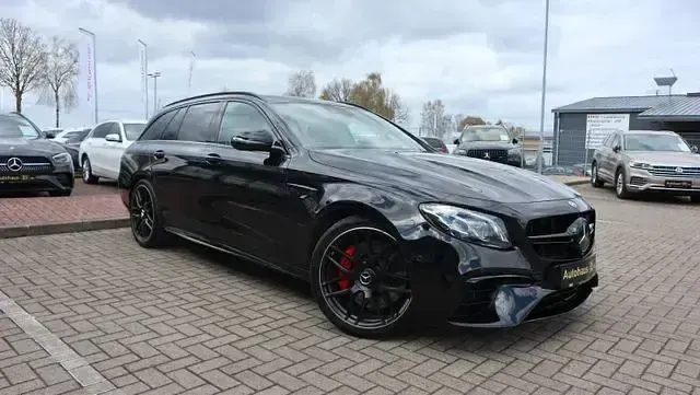 Gebraucht Mercedes E63S AMG AMG 612 PS (450 kW) 2019 Schwarz Limousine