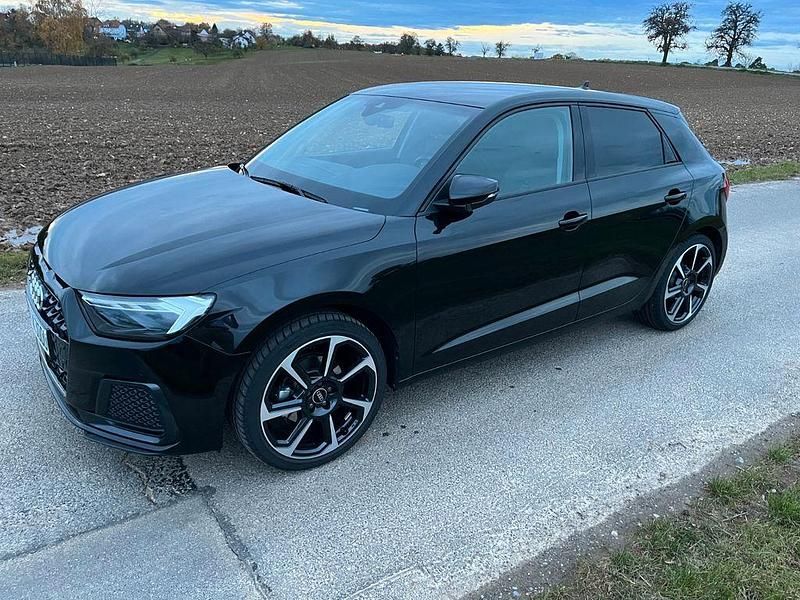 Gebraucht Audi A1 Sportback Advanced 150 PS (110 kW) 2024 Schwarz Kleinwagen