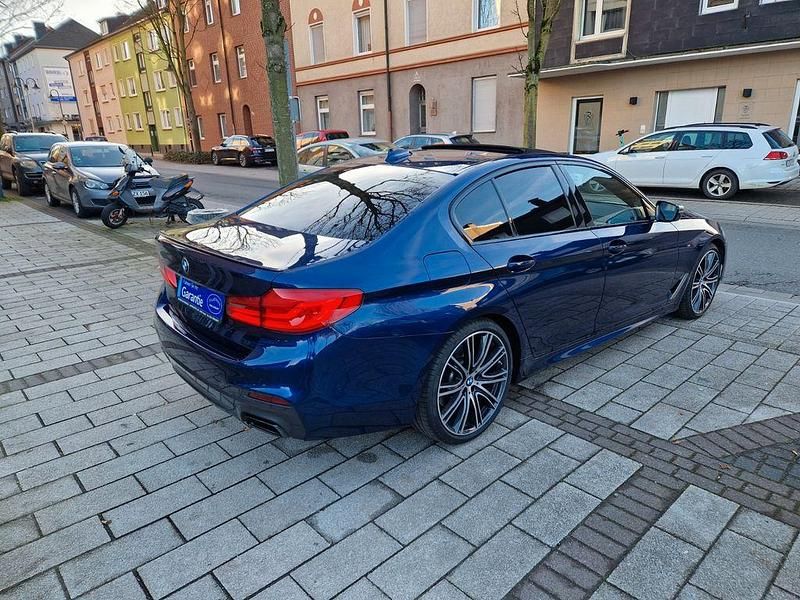 Gebraucht BMW M550 Performance 400 PS (294 kW) 2020 Blau Limousine