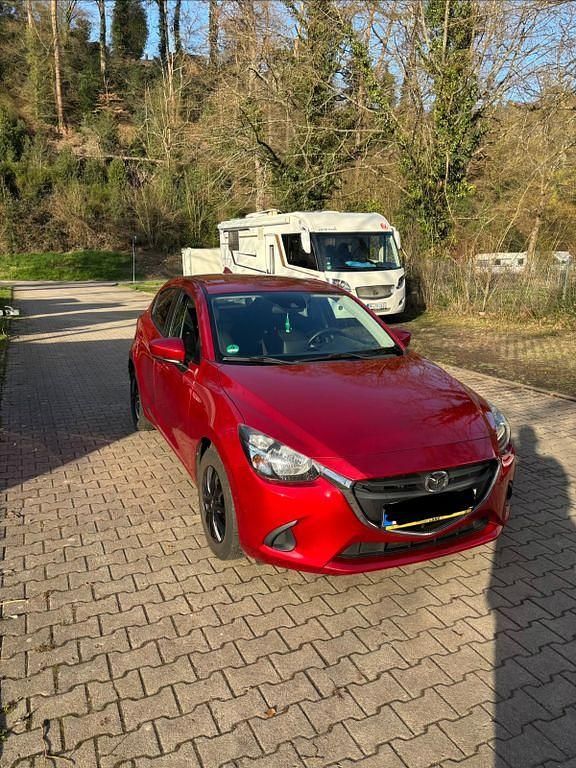 Gebraucht Mazda 2 Center-Line 90 PS (66 kW) 2018 Rot Limousine