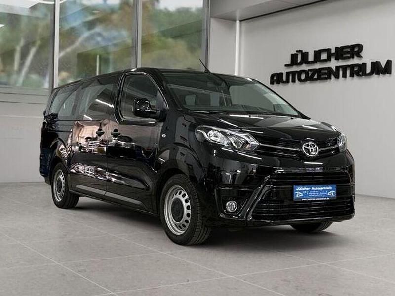 Schwarz Gebraucht 2022 Toyota Proace Comfort Van | 26.490 € (Etwas zu teuer) - Bild 1/4