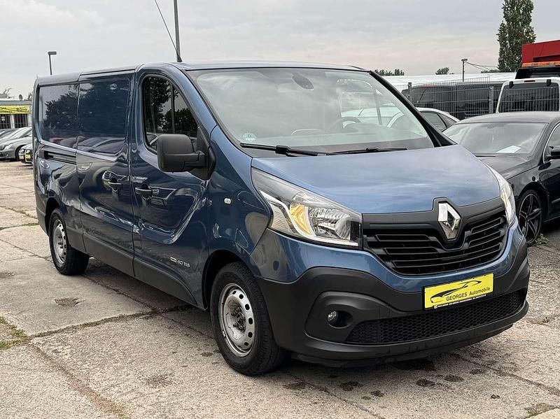 Gebraucht Renault Trafic 145 PS (106 kW) 2017 Blau Van / Kleinbus