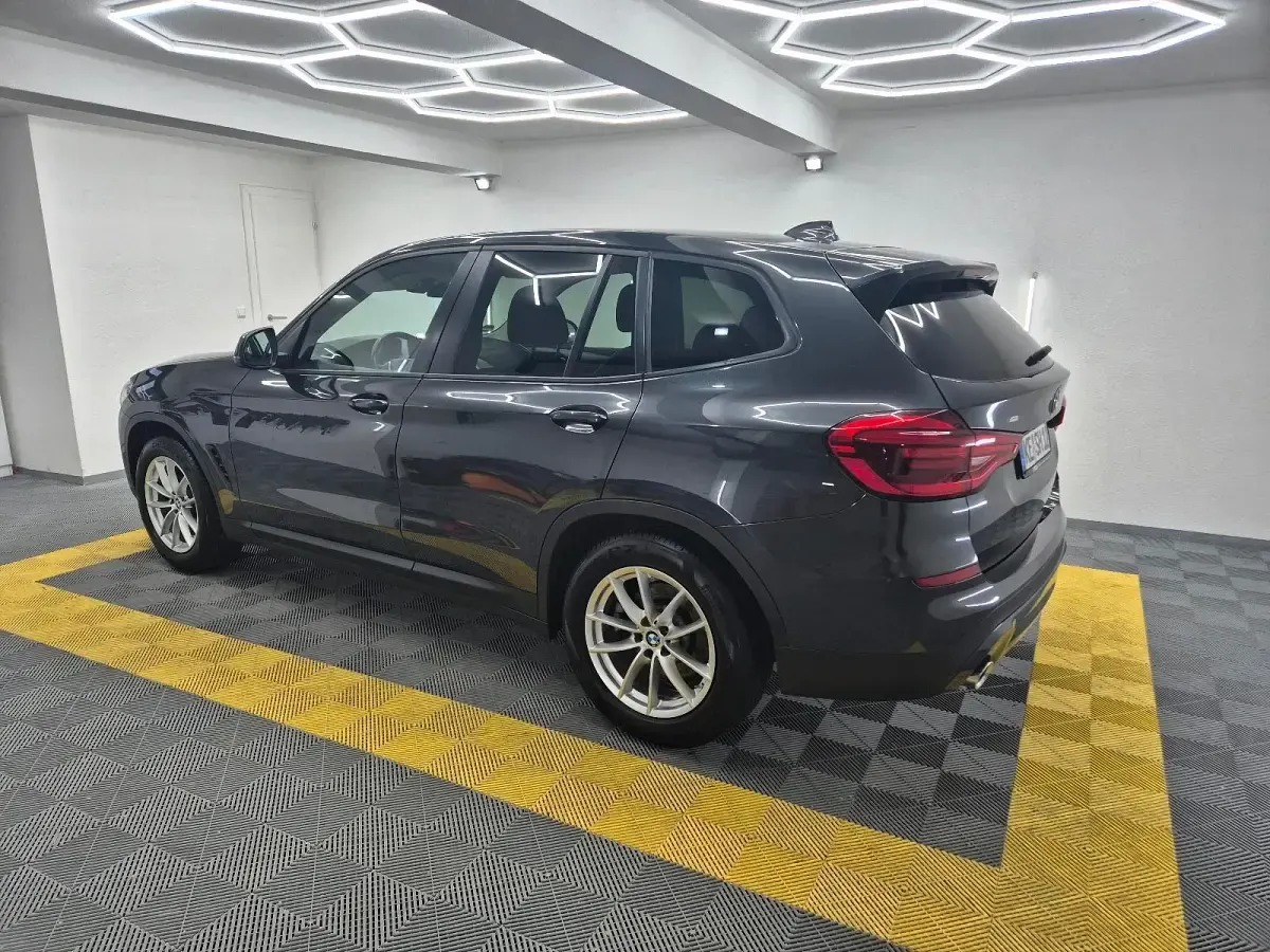 Gebraucht BMW X3 Advantage 190 PS (139 kW) 2020 Grau SUV