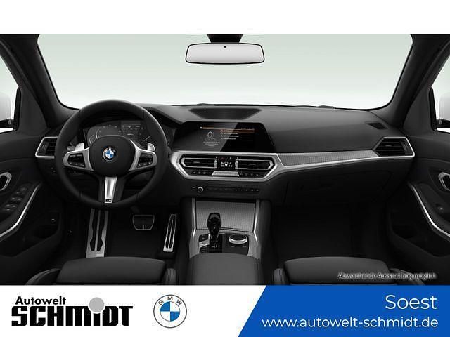 Gebraucht BMW 330 M Sport 286 PS (210 kW) 2021 Alpinweiß uni Kombi