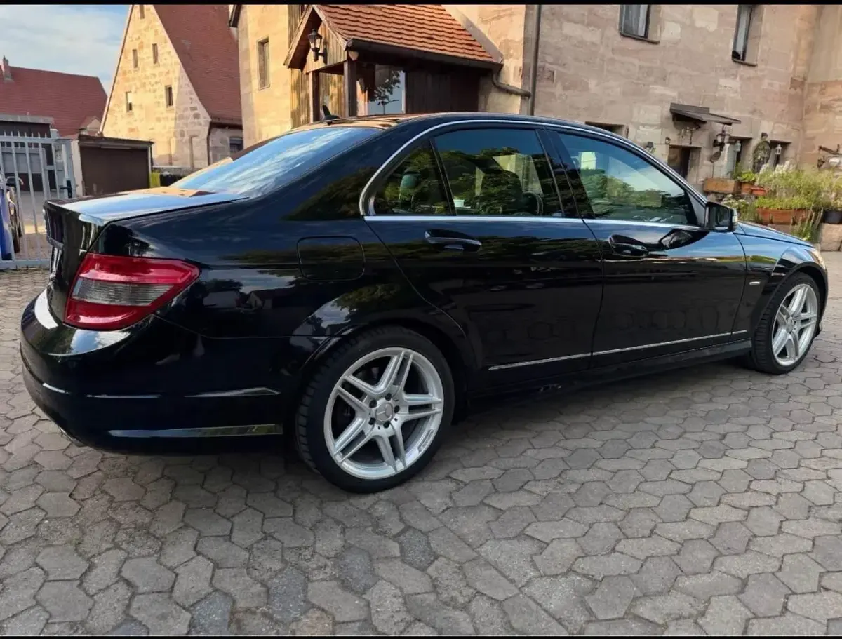 Gebraucht Mercedes C230 AMG 204 PS (150 kW) 2008 Schwarz Limousine