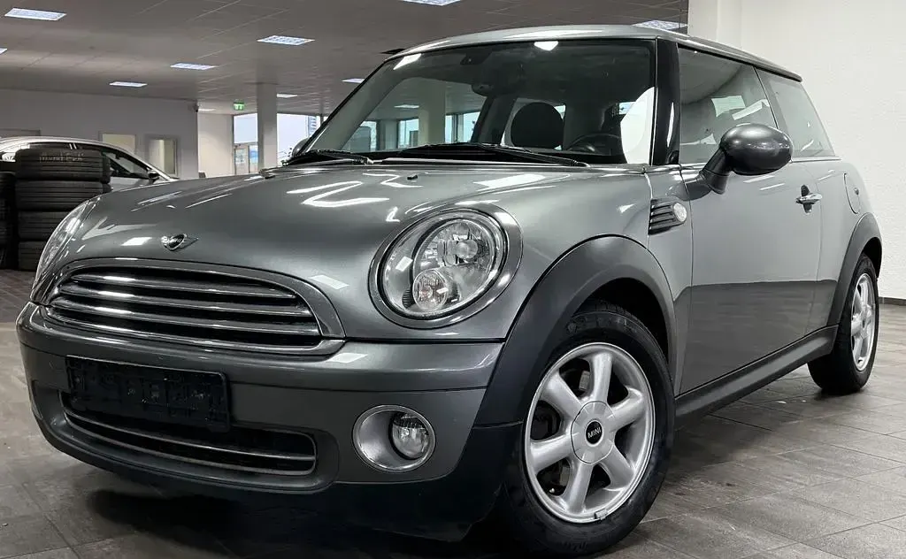 Occasion Mini Cooper 122 PK (89 kW) 2010 Zilver Hatchback