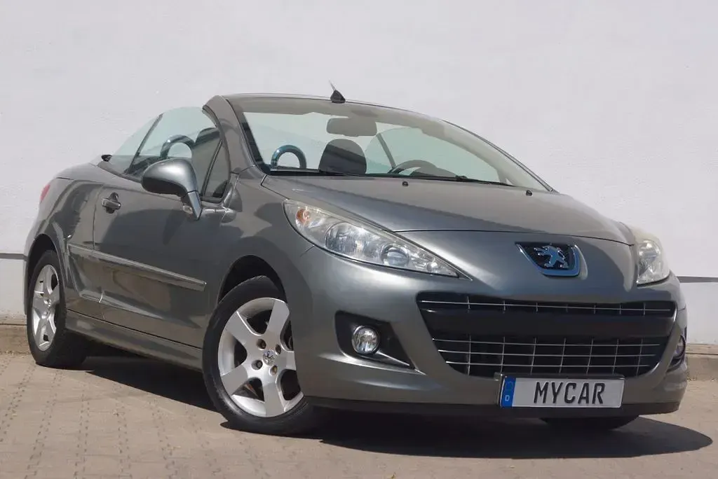 Gebraucht Peugeot 207 CC Premium 150 PS (110 kW) 2010 Grau Cabrio