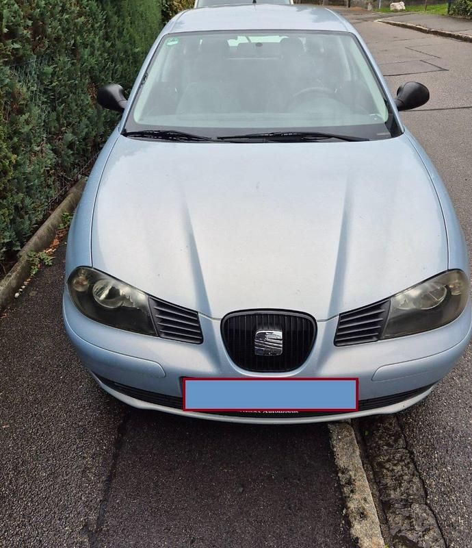 Gebraucht 2004 Seat Ibiza Limousine | 270 € (Superpreis) - Bild 1/2