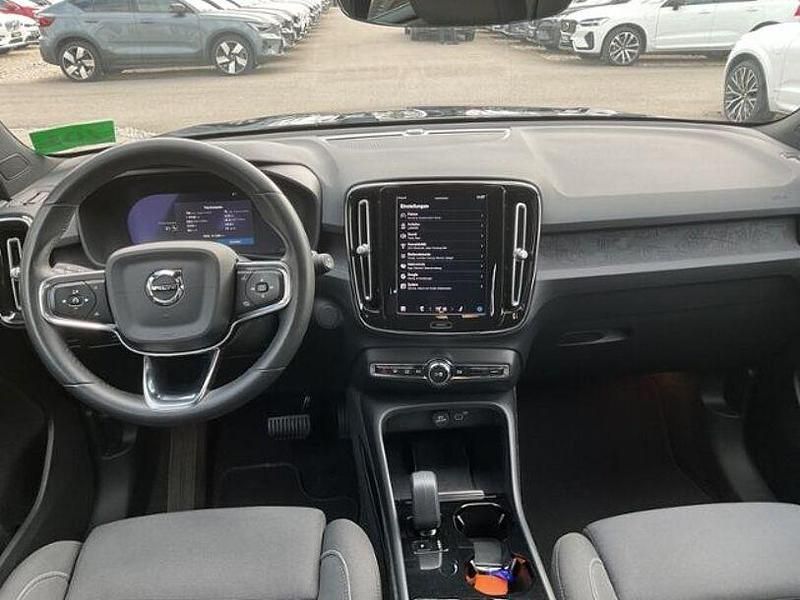 Gebraucht Volvo XC40 Plus 169 kW (231 PS) 2023 Black stone SUV