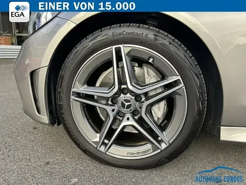 Gebraucht Mercedes C200 AMG line 160 PS (117 kW) 2019 Beige Cabrio