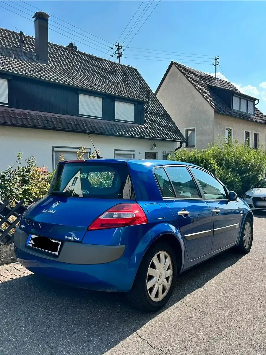 Gebraucht Renault Mégane II 111 PS (81 kW) 2006 Blau Limousine