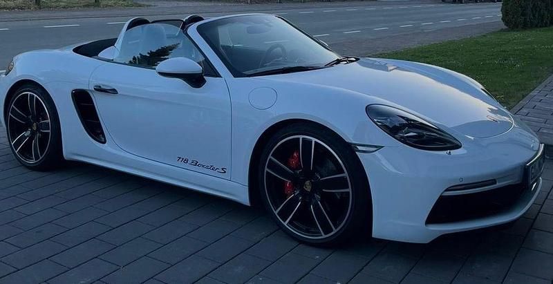 Weiß Gebraucht 2017 Porsche Boxster S Chrono Cabrio | 65.499 € - Bild 1/4