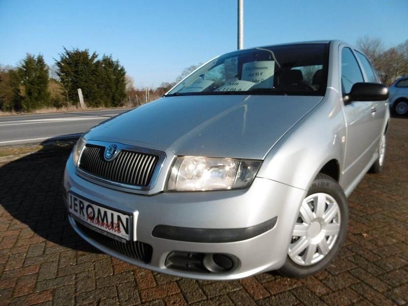Gebraucht Skoda Fabia Classic 54 PS (39 kW) 2006 Silber Limousine