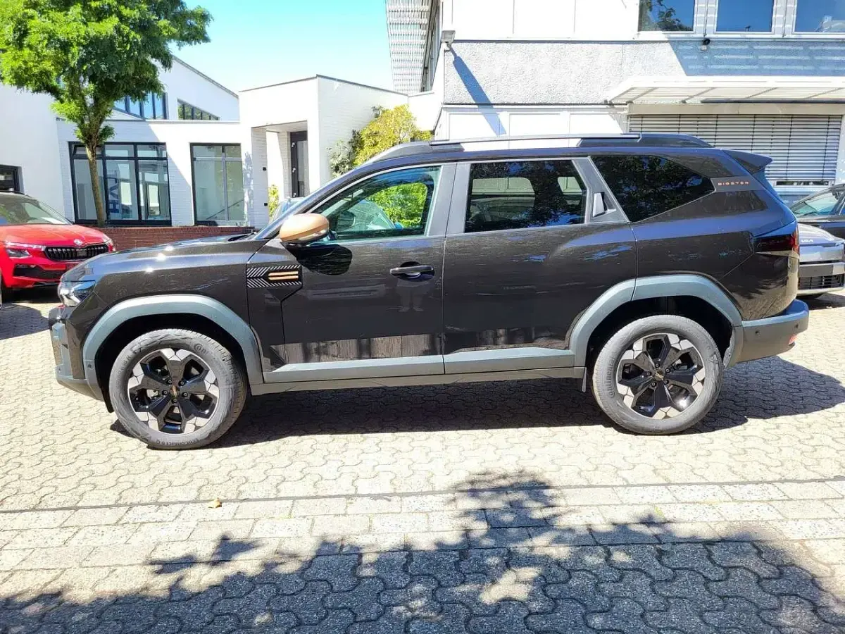 Neu Dacia Bigster Extreme 156 PS (114 kW) 2026 Schwarz SUV
