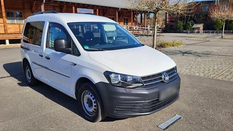 Second-hand VW Caddy 102 CP (75 kW) 2017 Alb Monovolum
