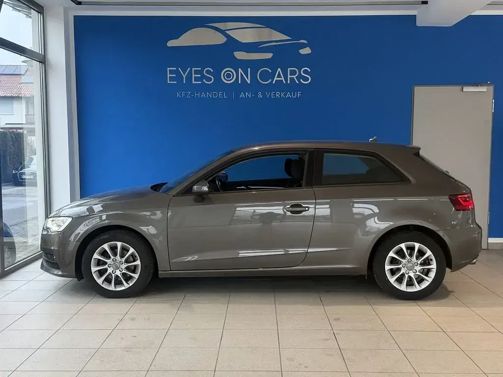 Usata Audi A3 Attraction 103 CV (75 kW) 2013 Grigio Coupé