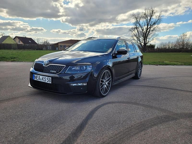Gebraucht Skoda Octavia RS 184 PS (135 kW) 2014 Schwarz Kleinwagen