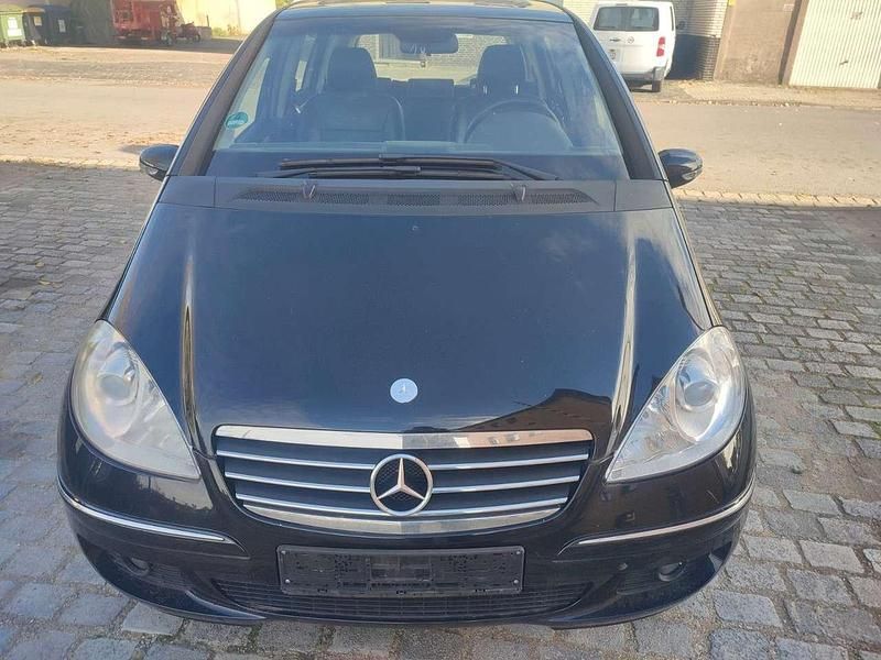 Kosmosschwarz Gebraucht 2007 Mercedes A170 Avantgarde Limousine | 990 € (Superpreis) - Bild 1/4
